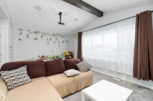 211 Caledon Crescent, Spruce Grove, AB - Indoor Photo Showing Other Room