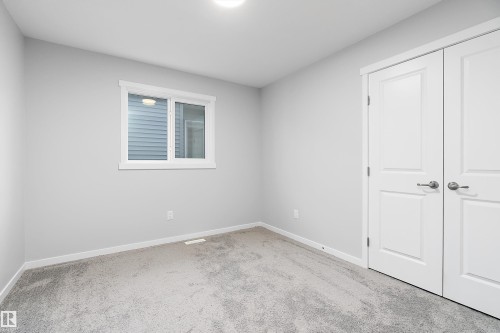 211 Caledon Crescent, Spruce Grove, AB - Indoor Photo Showing Other Room