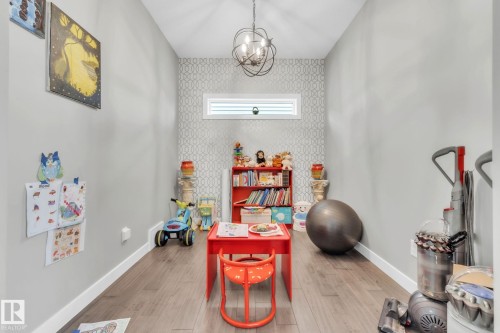 14007 138 Street, Edmonton, AB - Indoor