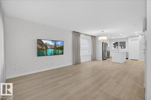 5003 Kinney Link, Edmonton, AB - Indoor Photo Showing Living Room