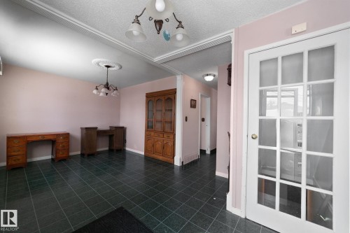 5037 54 Street, Daysland, AB - Indoor Photo Showing Other Room