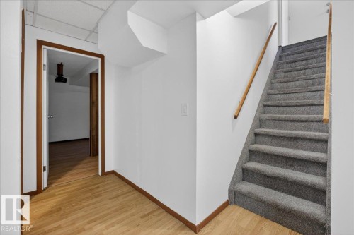 4427 32A Avenue, Edmonton, AB - Indoor Photo Showing Other Room