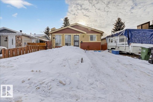 4427 32A Avenue, Edmonton, AB - Outdoor