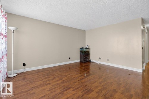 4427 32A Avenue, Edmonton, AB - Indoor Photo Showing Other Room