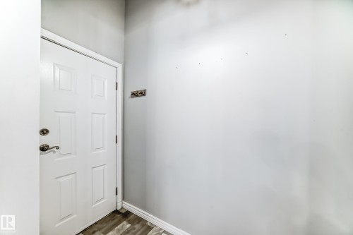 2928 49A Street, Edmonton, AB - Indoor Photo Showing Other Room