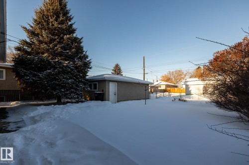 4842 116 Avenue Nw, Edmonton, AB - Outdoor