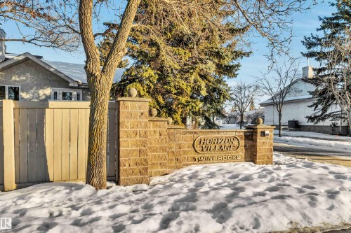 36 303 Twin Brooks Drive, Edmonton, AB - Outdoor