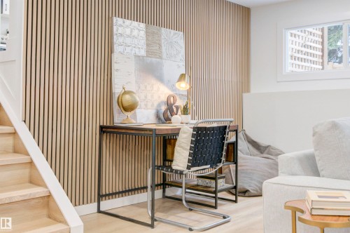 2712 41 Street, Edmonton, AB - Indoor Photo Showing Other Room