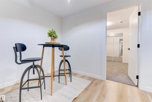 2712 41 Street, Edmonton, AB - Indoor Photo Showing Other Room