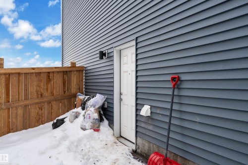 3003 4 Street, Edmonton, AB - Outdoor