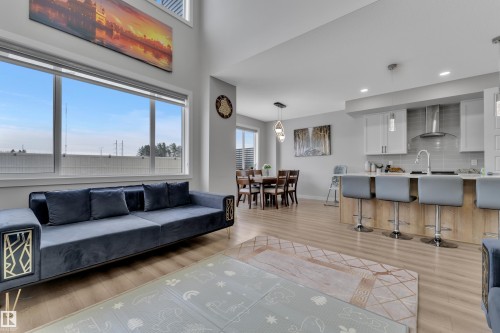 3003 4 Street, Edmonton, AB - Indoor