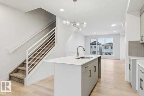 2604 Alces Way, Edmonton, AB - Indoor Photo Showing Kitchen With Double Sink With Upgraded Kitchen