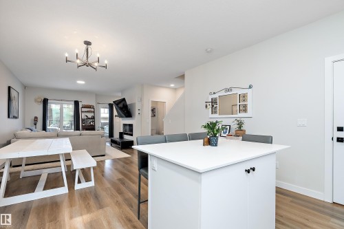 17 Emerald Way, Spruce Grove, AB - Indoor Photo Showing Other Room