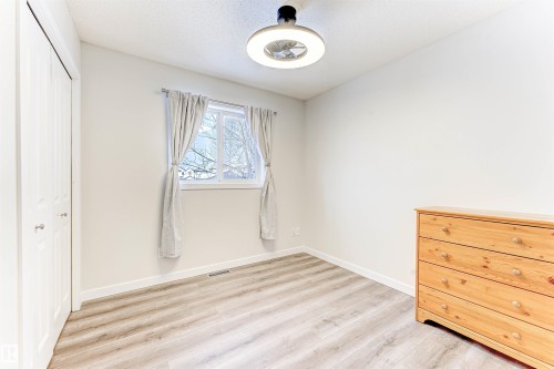 4704 64 Avenue, Cold Lake, AB - Indoor Photo Showing Other Room