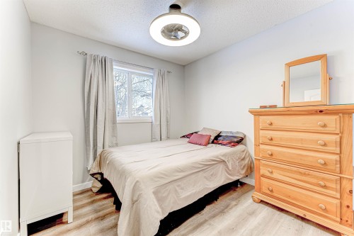 4704 64 Avenue, Cold Lake, AB - Indoor Photo Showing Bedroom