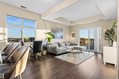 428 7825 71 Street, Edmonton, AB - Indoor Photo Showing Living Room