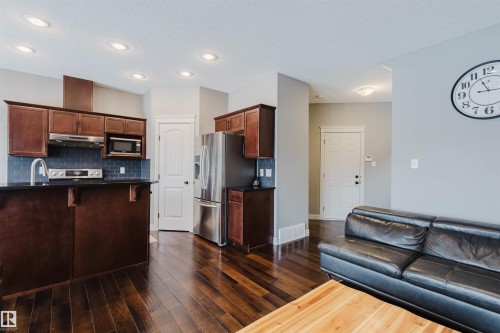 3921 167A Avenue, Edmonton, AB - Indoor Photo Showing Kitchen