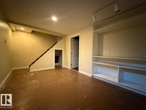 1925 73 Street, Edmonton, AB - Indoor Photo Showing Other Room