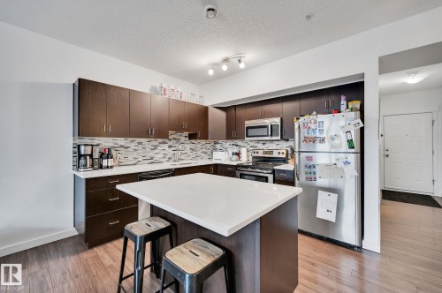 109 10518 113 Street, Edmonton, AB - Indoor Photo Showing Kitchen With Upgraded Kitchen