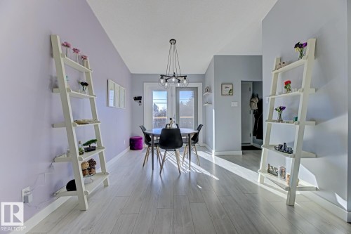 5707 89 Avenue, Edmonton, AB - Indoor