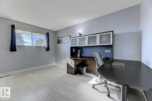 5707 89 Avenue, Edmonton, AB - Indoor Photo Showing Other Room