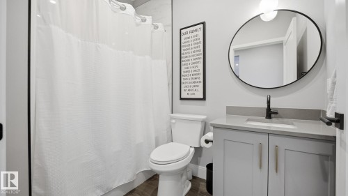 311 7463 May Common, Edmonton, AB - Indoor Photo Showing Bathroom