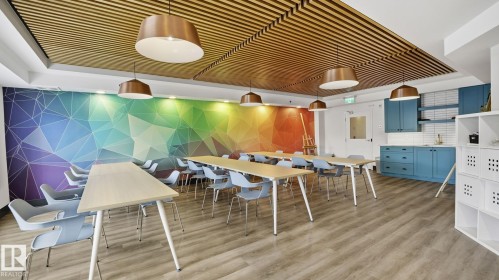 311 7463 May Common, Edmonton, AB - Indoor