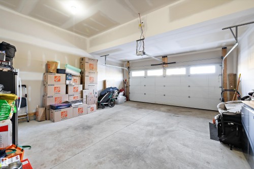 7027 54 Avenue, Beaumont, AB - Indoor Photo Showing Garage