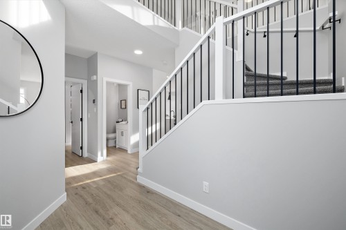 7027 54 Avenue, Beaumont, AB - Indoor Photo Showing Other Room