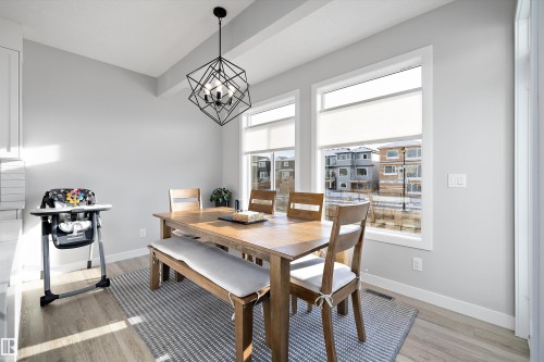 7027 54 Avenue, Beaumont, AB - Indoor Photo Showing Dining Room