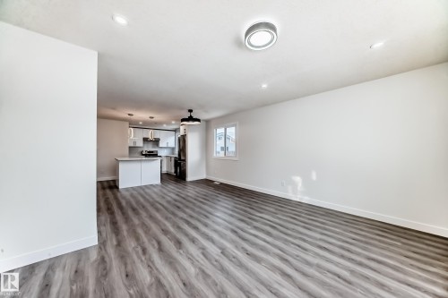 14505 23 Street Nw, Edmonton, AB - Indoor Photo Showing Other Room