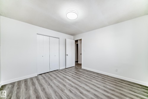 14505 23 Street Nw, Edmonton, AB - Indoor Photo Showing Other Room