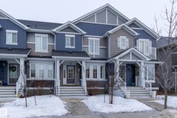 2081 DESROCHERS Drive  Edmonton, AB T6W 4B9