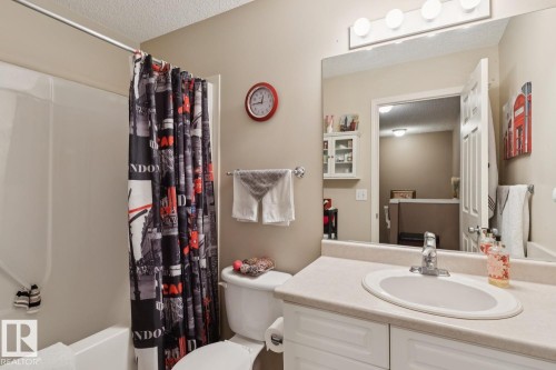 5 4020 21 Street, Edmonton, AB - Indoor Photo Showing Bathroom