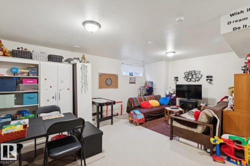 5 4020 21 Street, Edmonton, AB - Indoor