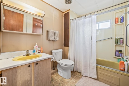 26332 Twp Road 594, Rural Westlock County, AB - Indoor Photo Showing Bathroom