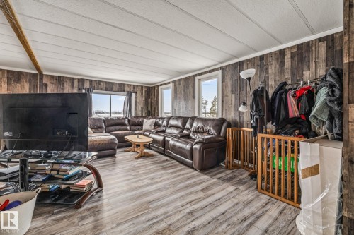 26332 Twp Road 594, Rural Westlock County, AB - Indoor