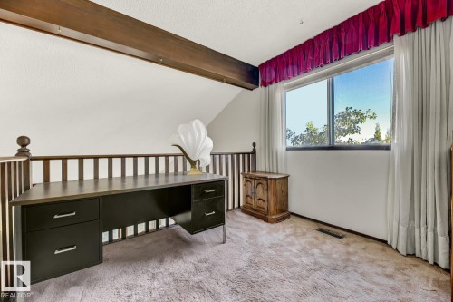 11105 20 Avenue, Edmonton, AB - Indoor Photo Showing Other Room