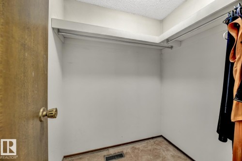 11105 20 Avenue, Edmonton, AB - Indoor