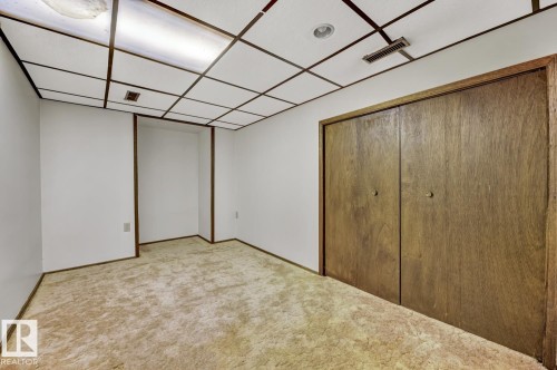 11105 20 Avenue, Edmonton, AB - Indoor Photo Showing Other Room
