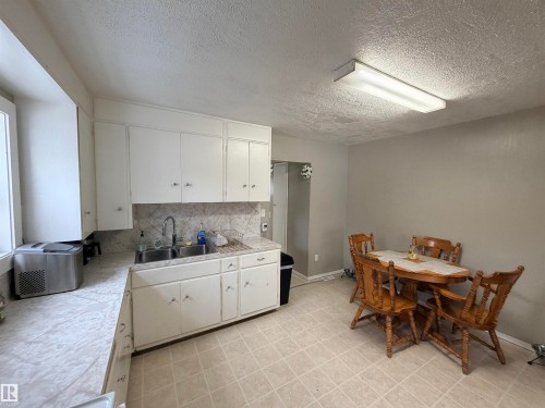 4725 44 Avenue, St. Paul Town, AB - Indoor