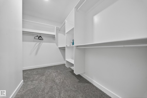 3605 41 Avenue, Beaumont, AB - Indoor With Storage