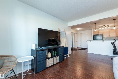 303 5951 165 Avenue, Edmonton, AB - Indoor