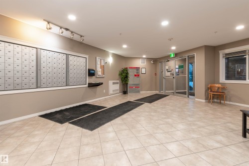 303 5951 165 Avenue, Edmonton, AB - Indoor Photo Showing Other Room