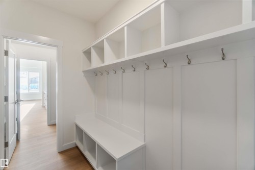 2215 4 Avenue, Edmonton, AB - Indoor