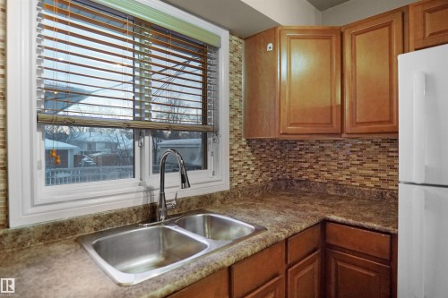 12411 132 Avenue, Edmonton, AB - Indoor Photo Showing Kitchen With Double Sink