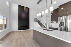 935 18 Avenue  Edmonton, AB T6T 2X3