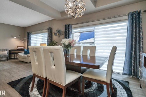 1958 Ainslie Link, Edmonton, AB - Indoor Photo Showing Dining Room