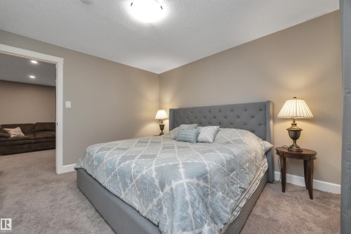 1958 Ainslie Link, Edmonton, AB - Indoor Photo Showing Bedroom
