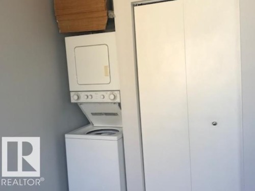1507 10024 Jasper Avenue, Edmonton, AB - Indoor Photo Showing Laundry Room